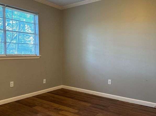 little-rock-arkansas-82838600 picture