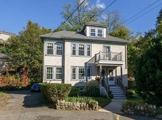 19 Glenwood Cir, Lynn, MA 01902