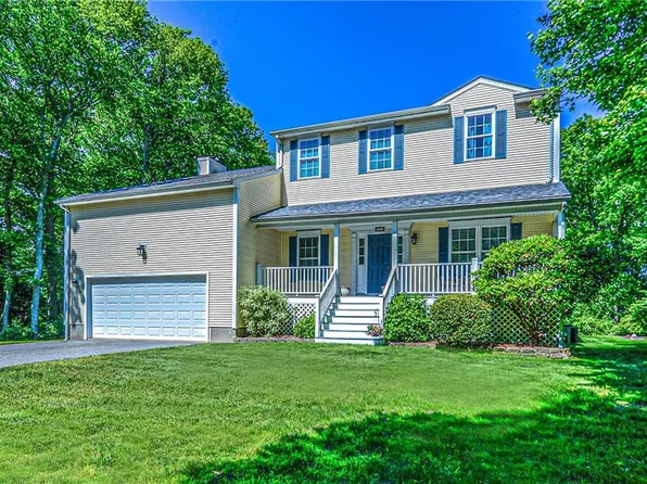 394 Westmoreland Ln N, Kingstown, RI 02874