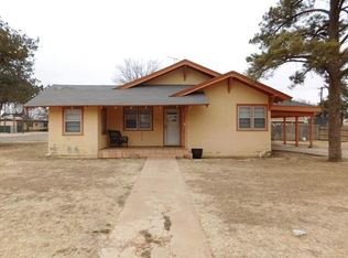 401 E Cardwell St, Brownfield, TX 79316