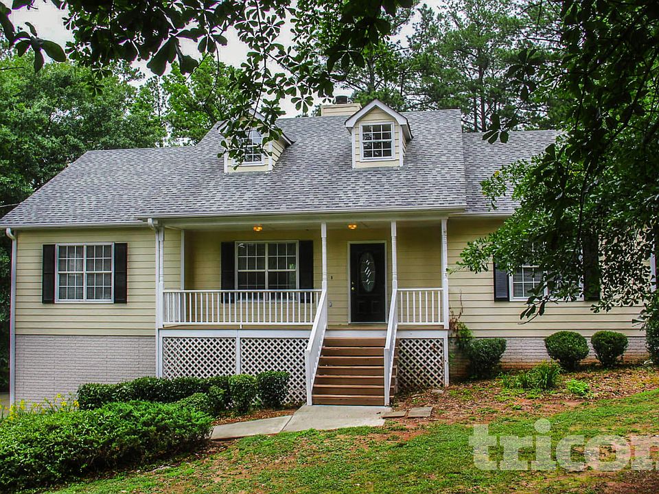 1st image of 105 Valerie Ct