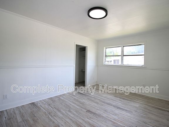 5th image of 2320 16th St N