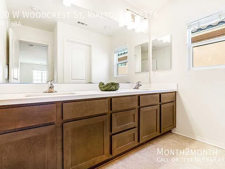 630 W Woodcrest St — Photo 68