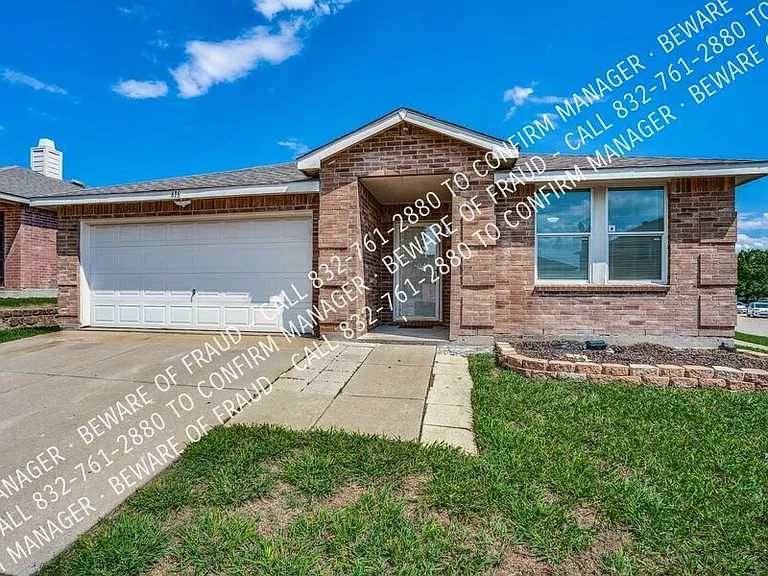 616 Almandora Dr — Photo 1