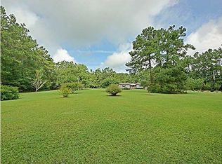 249 Bowhunter Ln, Moncks Corner, SC 29461