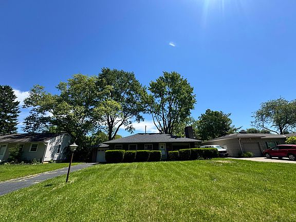 3rd image of 3250 Ainwick Rd