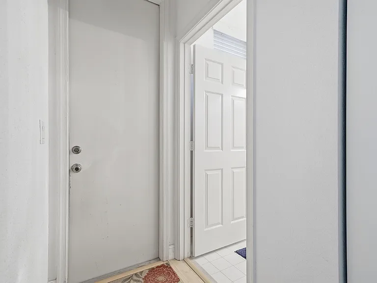 4681 SW 131st Ter — Photo 22