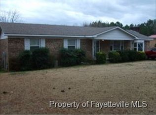 931 Carnegie Dr, Fayetteville, NC 28311