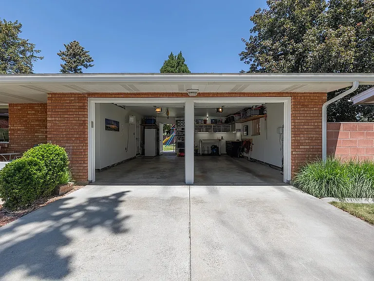 6712 W Hummel Dr — Photo 37