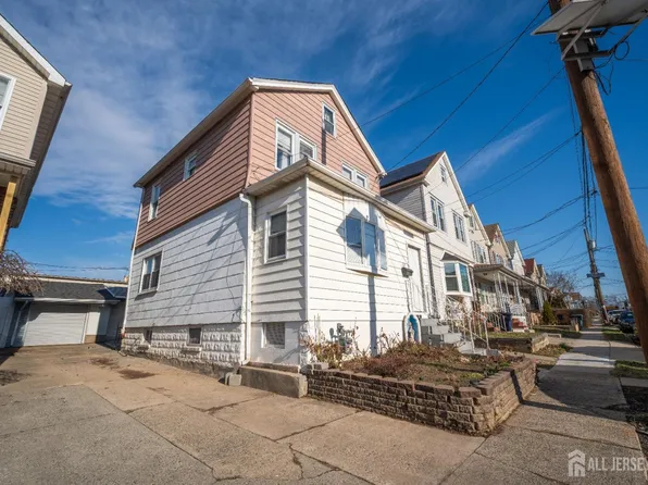 269 Silzer St, Perth Amboy, NJ 08861