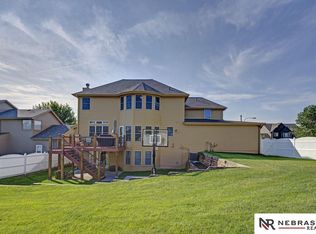 17550 Jefferson St, Omaha, NE 68135