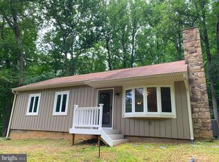 70 Little River Ln, Boyce, VA 22620