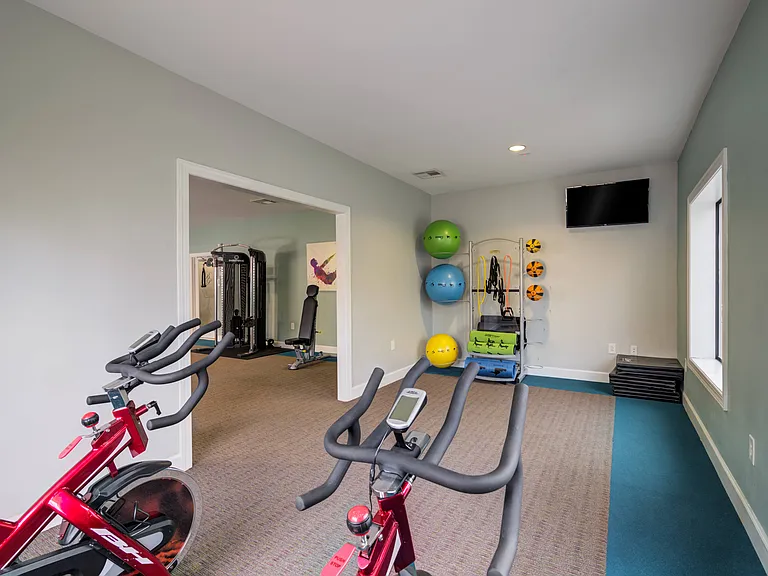 Bradford Pointe — Photo 15