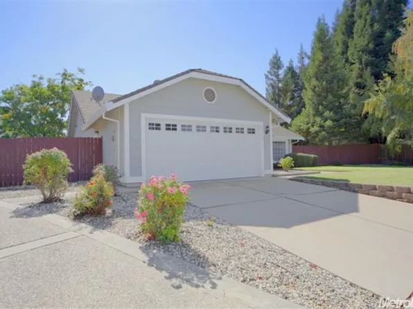 1310 Plymouth Ct, Roseville, CA 95747