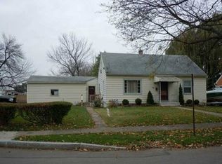 97 Bleacker Rd, Rochester, NY 14609