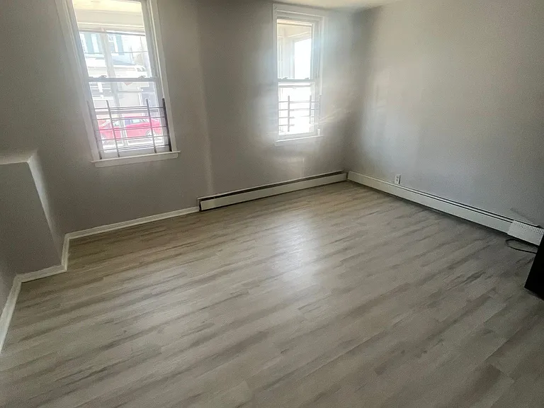 142 Inslee Pl #1F — Photo 5