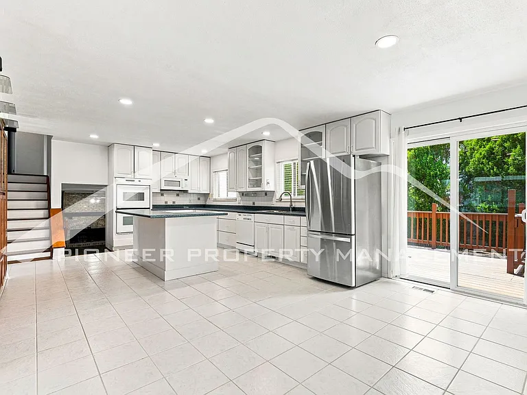 2557 S Coors St — Photo 4