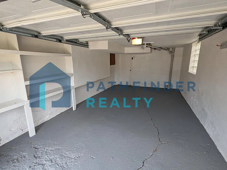 53 W Maplewood Ave — Photo 9