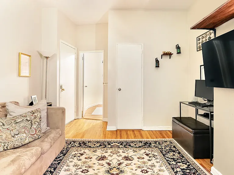 531 E 87th St #2D — Photo 3