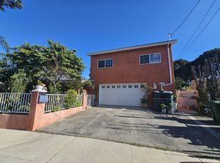 8736 Lemona Ave, North Hills, CA 91343