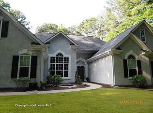 55 Oak Ridge Dr, Sharpsburg, GA 30277