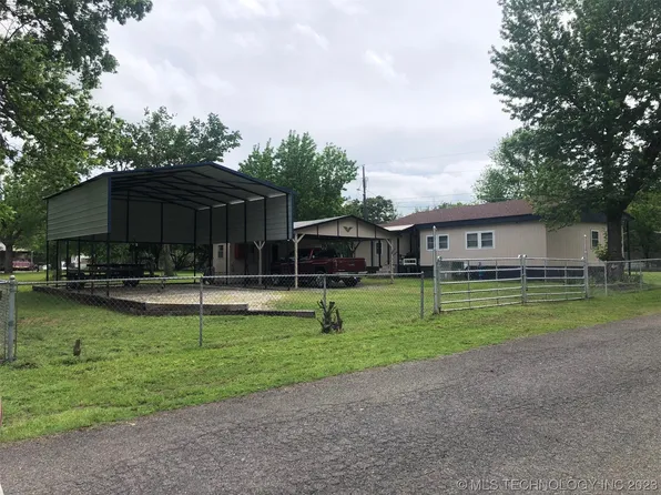 31056 E 685th Ter, Wagoner, OK 74467