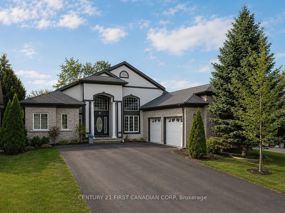 1st image of 7 Edwin Dr