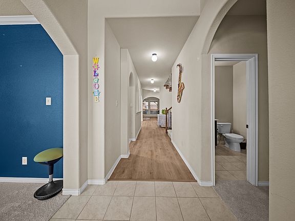2nd image of 115 Parkwood Dr