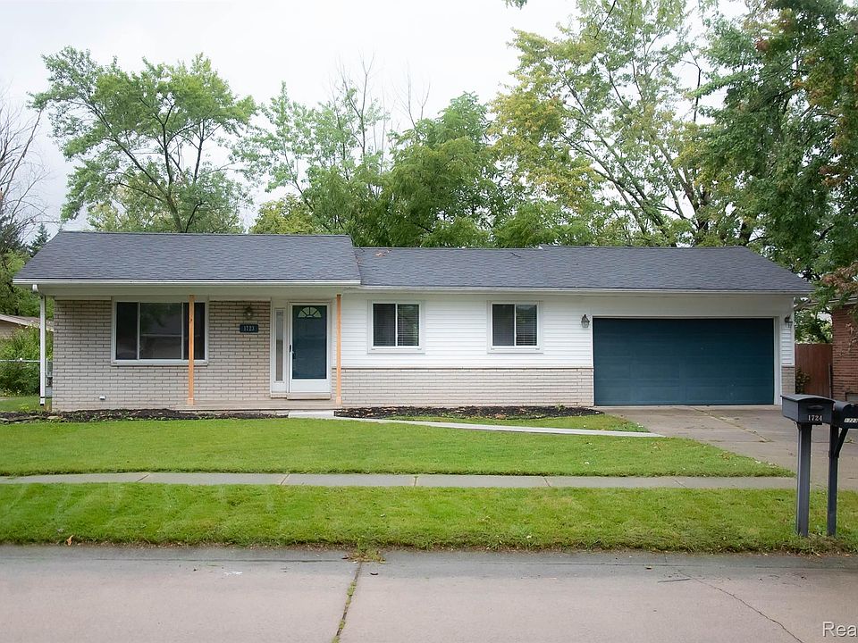 1st image of 1723 Longfellow Dr