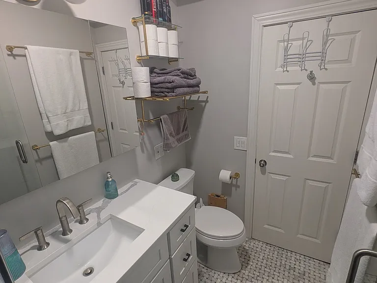 2013 N Leavitt St #1 — Photo 16