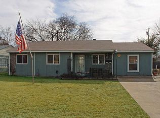 206 E Cason St, Irving, TX 75061