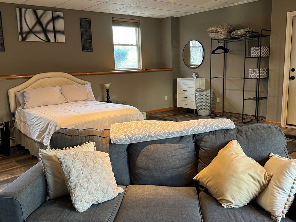 1st image of 42 N Loxley Dr #0