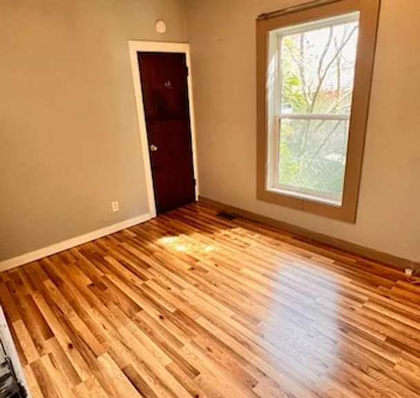 2521-2523 E. Sharp Ave — Photo 8