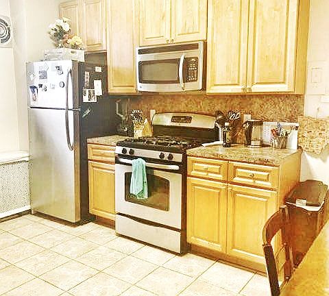 4th image of 25-36 42nd St #2B