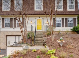 6913 Saint Annes Ave, Lanham, MD 20706