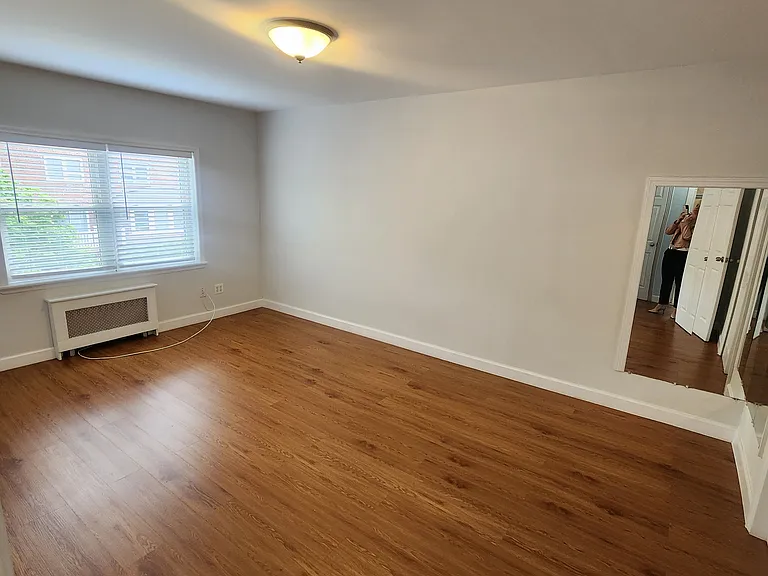 62-70 81st St #2 — Photo 5