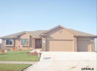 5016 Crogans Way, Council Bluffs, IA 51503