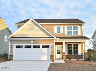 1106 Terraces Ln, Hampstead, NC 28443