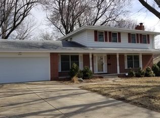 1701 70th St, Windsor Heights, IA 50324