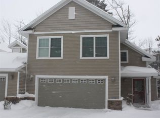 1309 Northbay Ct, Marquette, MI 49855