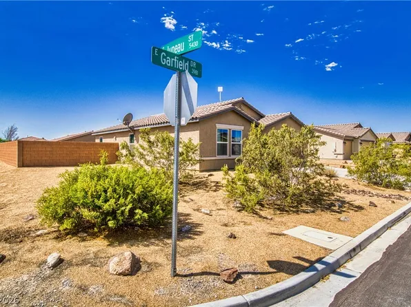 3981 E Garfield Dr, Pahrump, NV 89061