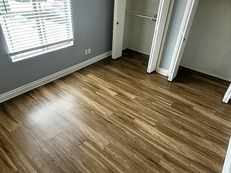 862 S Mollison Ave #10 — Photo 8