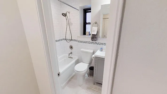 Sold by Metro Garden Realty NYC | media 38