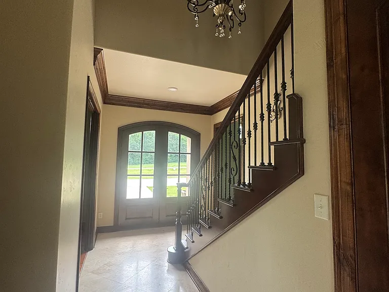 Entry way