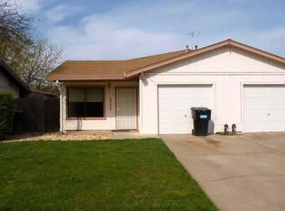 3526 Hanks St, Sacramento, CA 95827