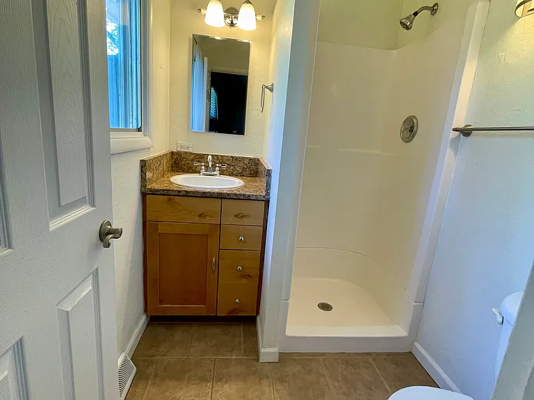 Master bath 2