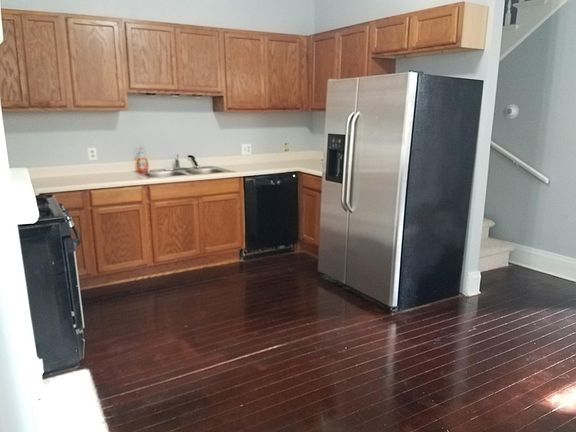 3rd image of 2229 Milan St #A