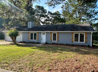 205 N Hampton Dr, Fayetteville, GA 30215