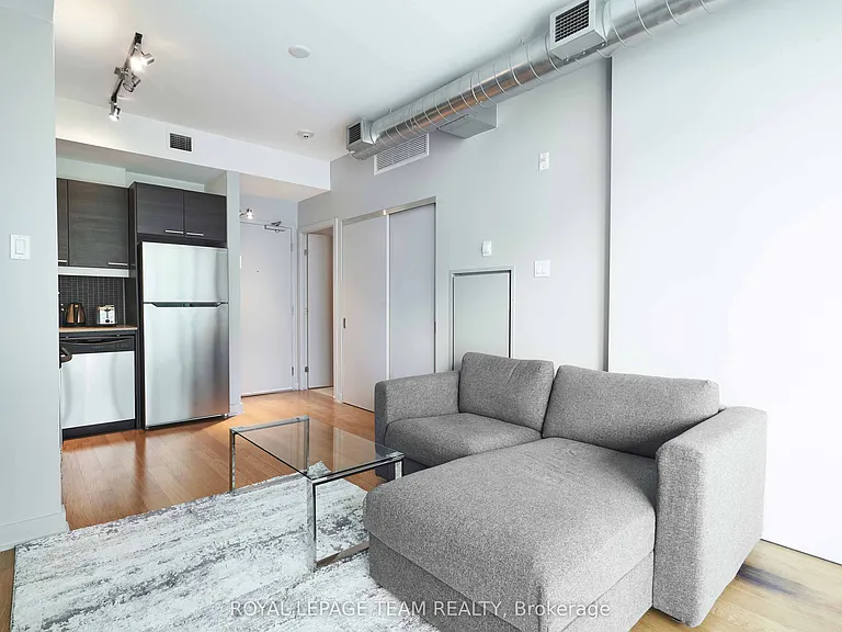 354 Gladstone Ave #312 — Photo 8