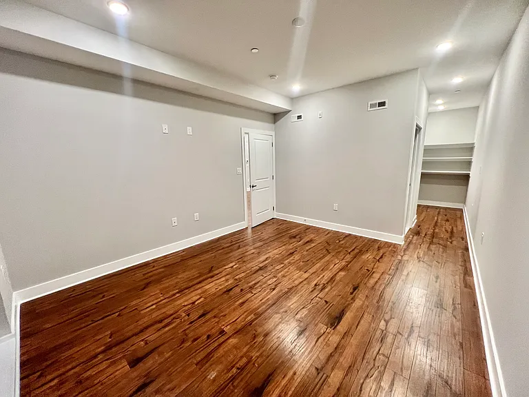 330 Cambridge St #2 — Photo 19